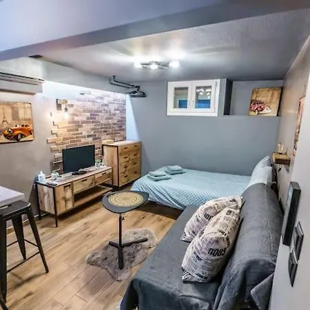 Appartement Harmony With Terrace. Thessalonique