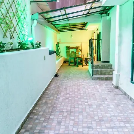 Harmony With Terrace. Appartement Thessalonique